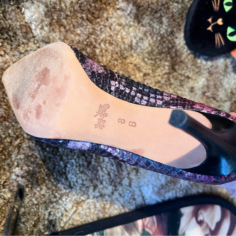 Coach Women's Croc Embossed Heels, Sz. 8 - Picture 3 of 3